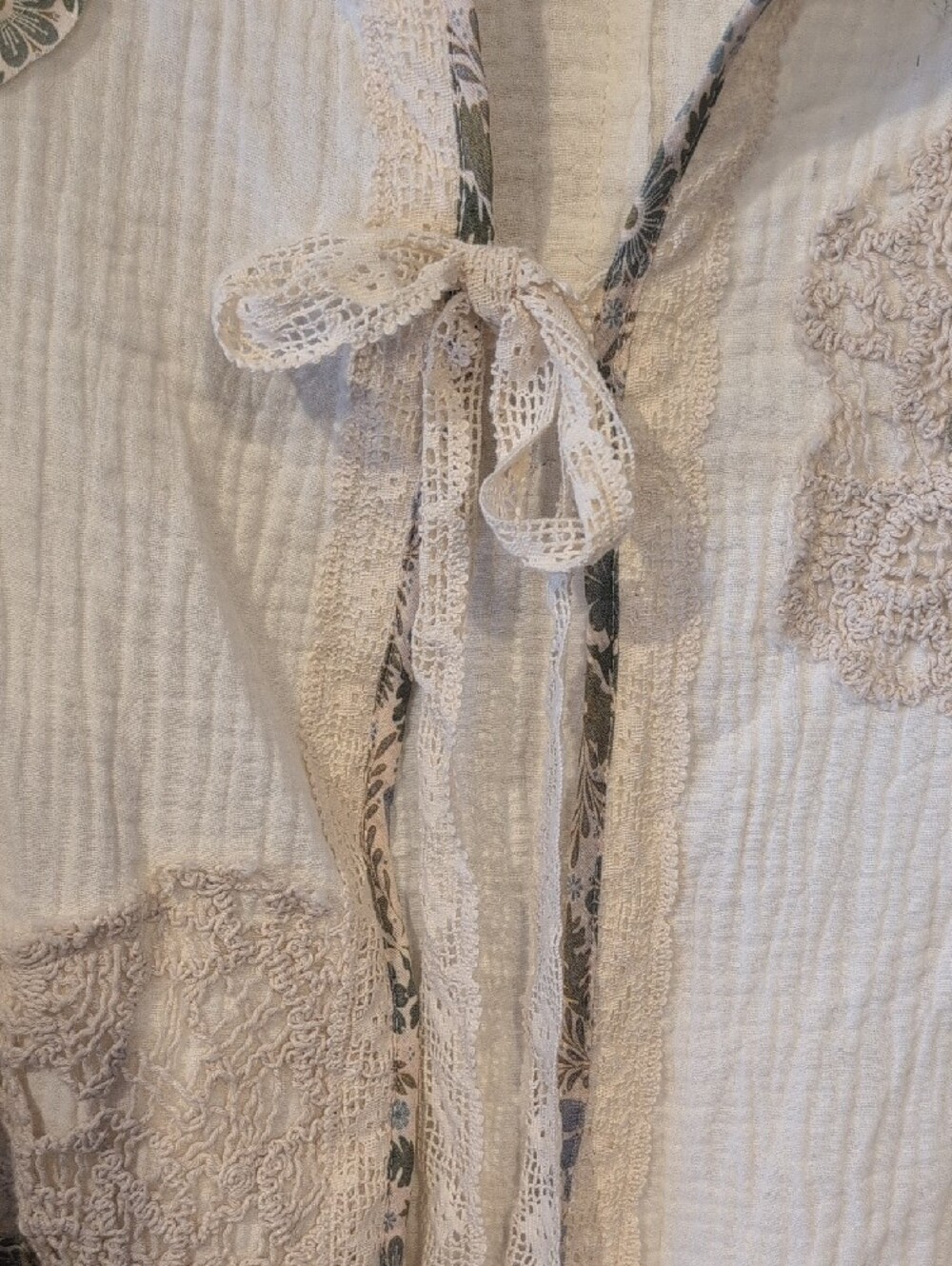 POL Ivory Star Applique Lace Tie-Front Cardigan NEW Size S - Picture 5 of 9